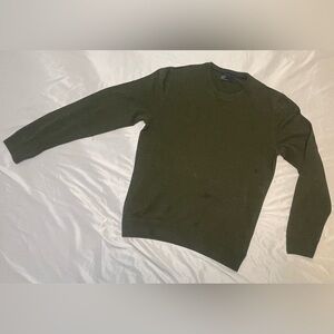 Men’s medium army green sweater
